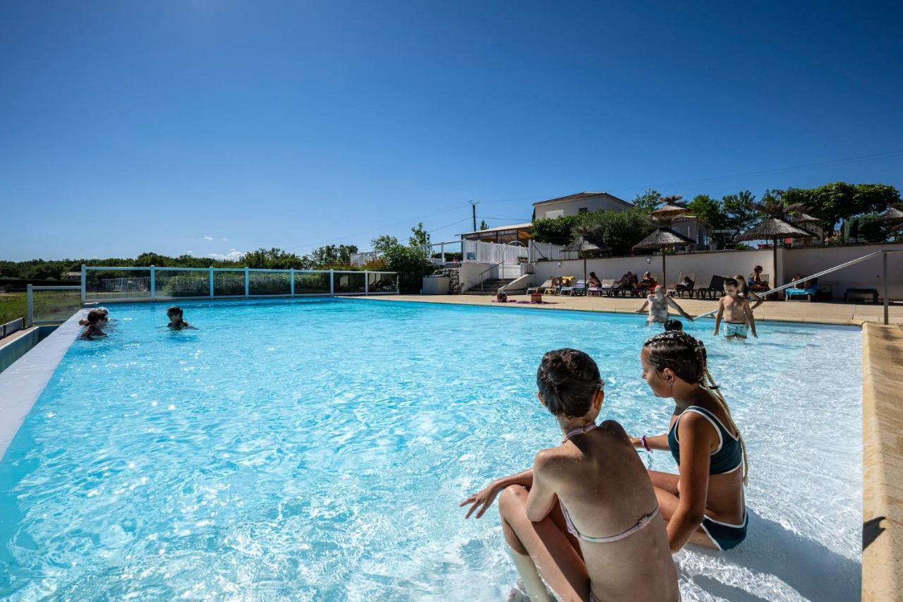 Charmant Camping Familiale 3 Etoiles Vue 360 Plage Piscine A Debordement Empl Xxl Лабом Екстериор снимка