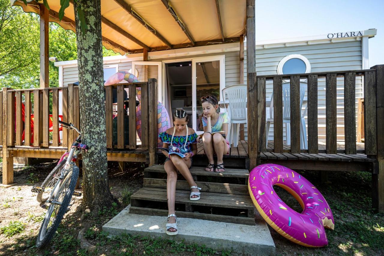 Charmant Camping Familiale 3 Etoiles Vue 360 Plage Piscine A Debordement Empl Xxl Лабом Екстериор снимка