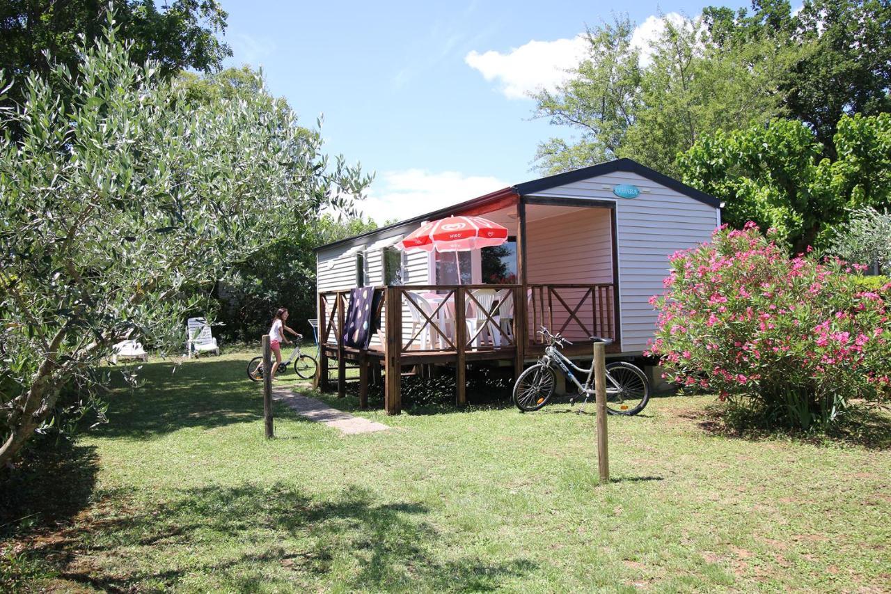 Charmant Camping Familiale 3 Etoiles Vue 360 Plage Piscine A Debordement Empl Xxl Лабом Екстериор снимка